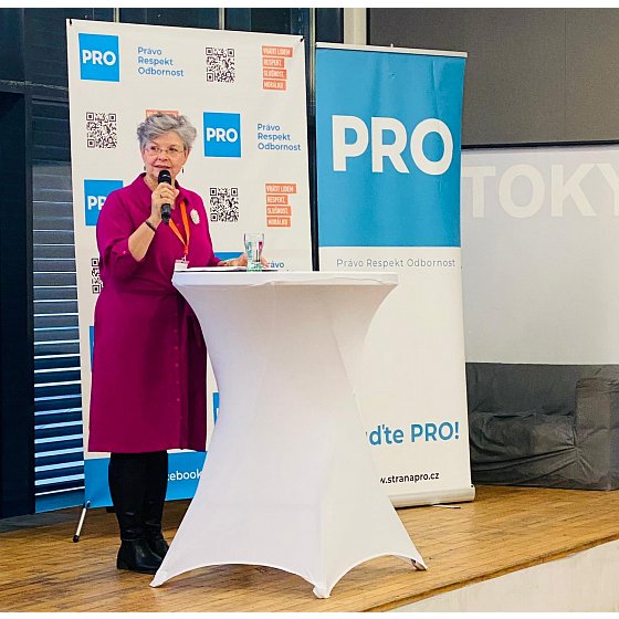 D. na sněmu PRO